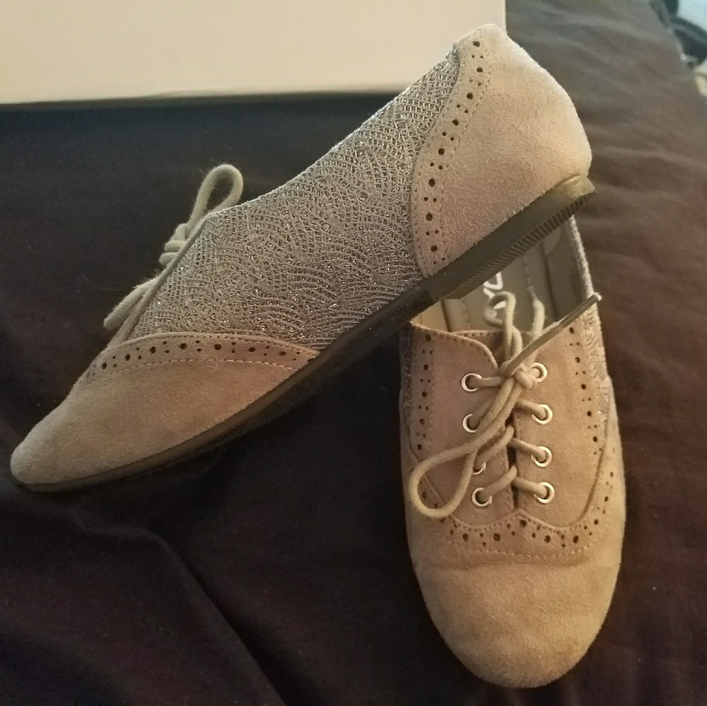 Last chance!!!! Going to consignment!!!!